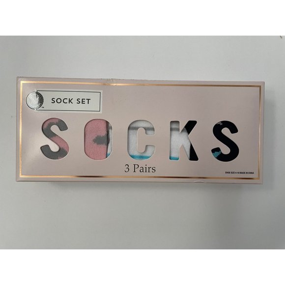 Accessories - NIB- Gift Box of 3 Women's Socks